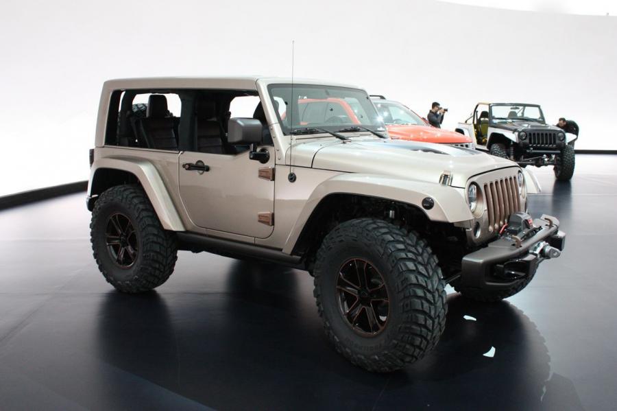  Jeep Wrangler Flattop Concept 2013 года  (фото 11 из 23)